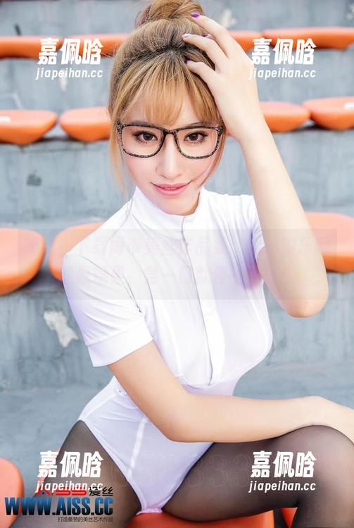来吧，下载闹市美丝作品集：爱丝的乐趣就像糖果，尝一口就停不下来！