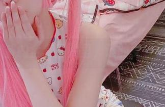 在AT鲨的全套图片里，谁的女友最撩？