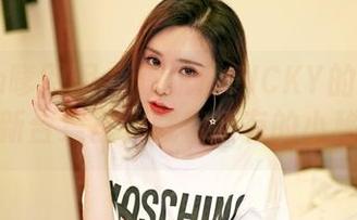 Feilin嗲囡囡 – 陈雅漫VICKY的毛衣：最新合集里，藏着所有的小秘密