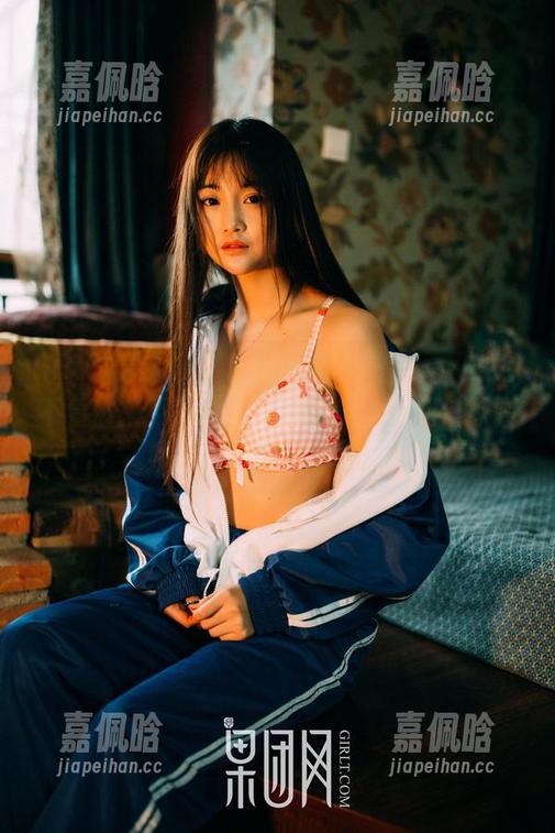 GIRLT果团网-张小喵 GIRLT果团网 - 张小喵的纯白控,果然你不看本来不知道图片还能这么清新,原图!走过路过不要错过!
