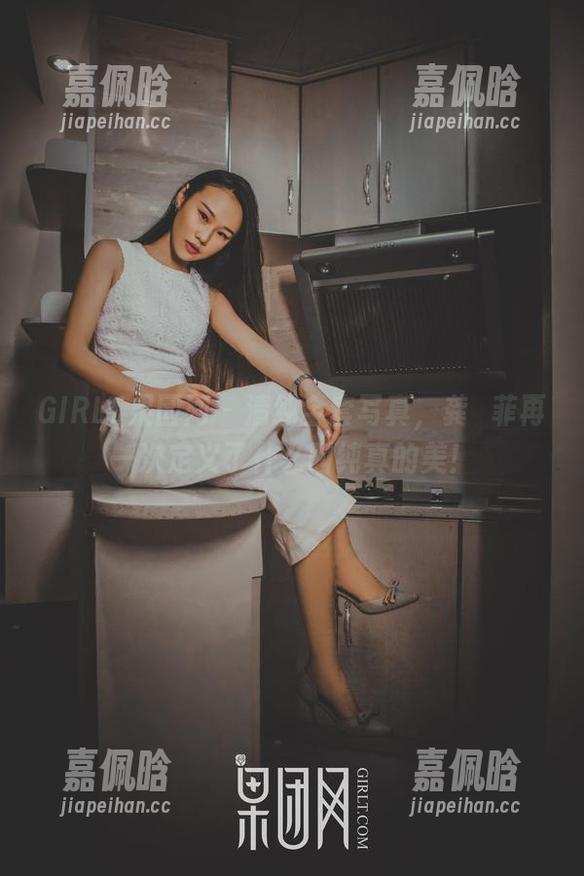 GIRLT果团网 - 清纯全套写真，龚玥菲再一次定义了什么叫纯真的美！