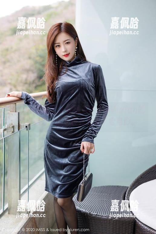 IMiss爱蜜社-妤薇Vivian IMiss爱蜜社 - 在线体验妤薇Vivian的旗袍魅力,感觉像是走进了老电影。