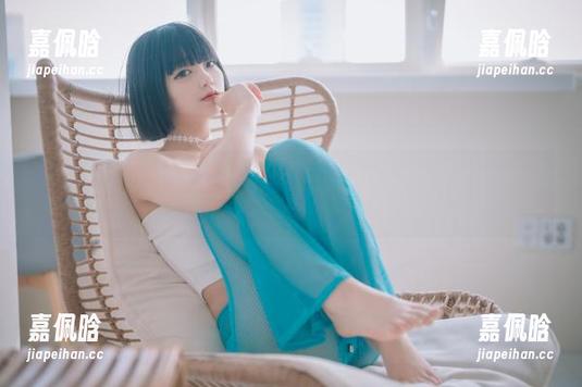 雪花飘落，她的cos不止于此——Jenny(정제니)[DJAWA]圣诞节内容等你来下载！