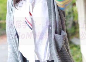 MFStar模范学院 – 免费写真遇上吊带：伊小七MoMo的秘密花园大公开