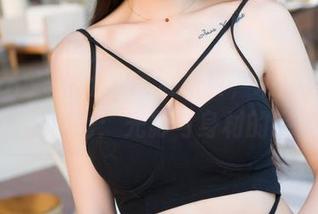 MiStar魅妍社 – 高清写真，瑞莎Trista泳衣下的秘密：光影与身材的完美邂逅
