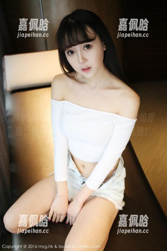 MyGirl美媛馆 - 徐子琦Anna的空姐原图：快来感受这搭飞机的荷尔蒙氛围！