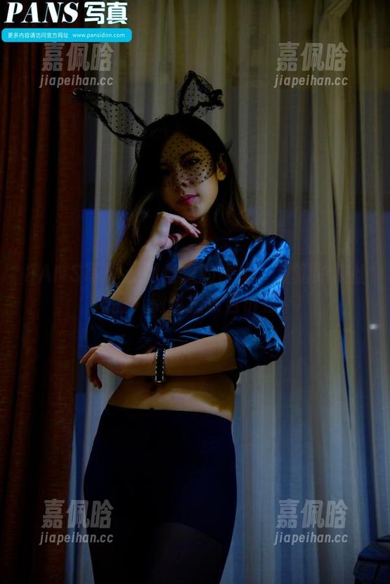 PANS写真-夏涵 PANS写真 - 网盘里的诱惑:夏涵的灰丝作品,别说我没告诉你!