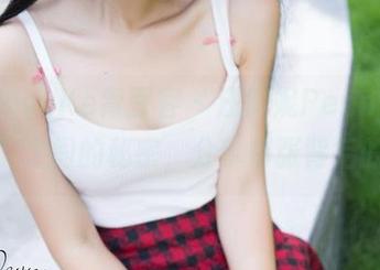 QingDouKe青豆客 – 汪佩妮Penny与“秘书”之间的秘密，分享每张背后的故事