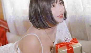 想不想一起COS？看看Tina很妖孽呀的短裤图包，了解一下。
