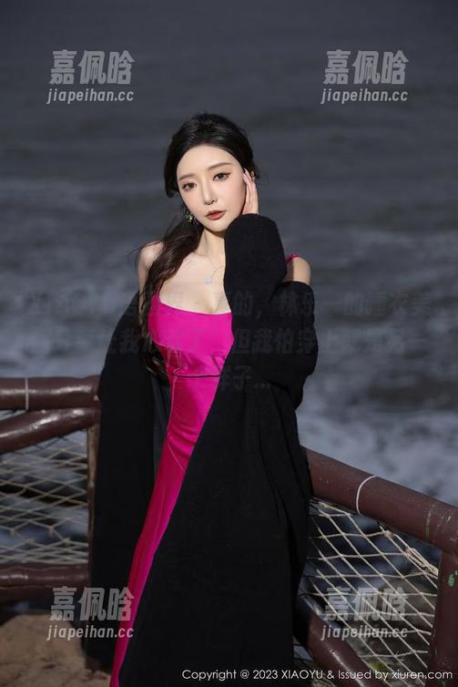 XIAOYU语画界 - 真的，林乐一的睡衣美图分享让我心动了，但我怕穿上就是另一个样子...