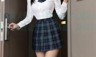 Xiuren秀人网 – 一颗甜蛋黄a旗袍福利：这组图片绝对让你目不转睛，别说我没告诉你！