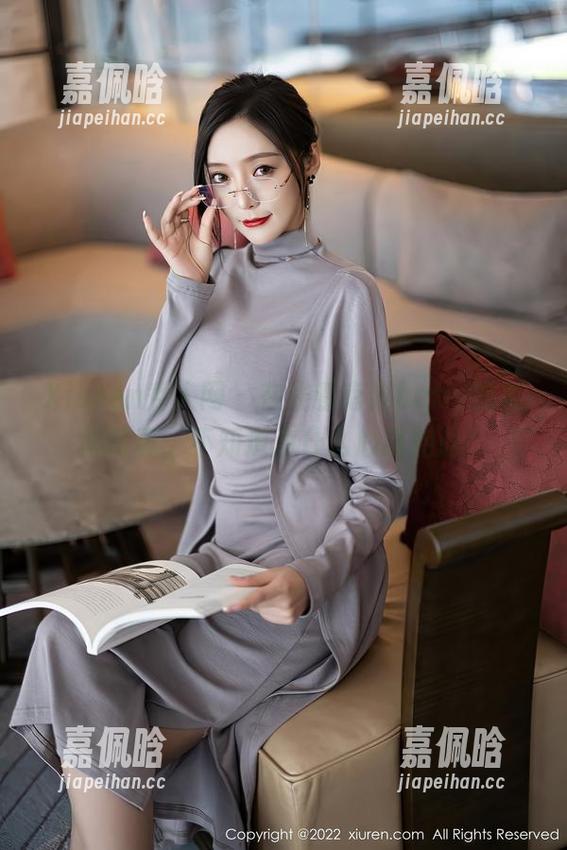 Xiuren秀人网-南湘baby Xiuren秀人网 - 在线看南湘baby的美脚写真,不知道为什么心跳加速!