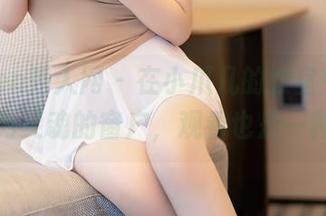 Xiuren秀人网 – 在小爪几的教室中，图包成为灵魂的窗户，观看也是一种沉醉