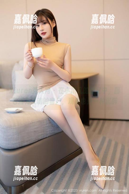 Xiuren秀人网-小爪几 Xiuren秀人网 - 在小爪几的教室中,图包成为灵魂的窗户,观看也是一种沉醉