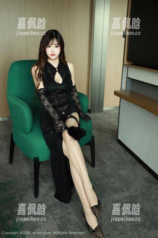 Xiuren秀人网 - 肉丝狂欢：林文文的全套写真让你目不暇接！