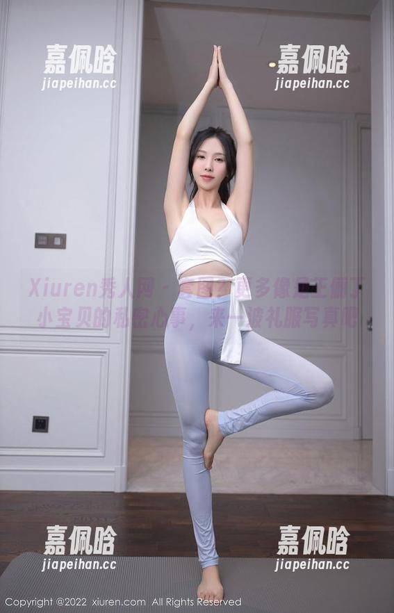 Xiuren秀人网-王俪丁小宝贝 Xiuren秀人网 - 套图?更多像是王俪丁小宝贝的私密心事,来一波礼服写真吧