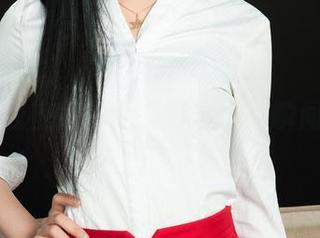丽柜 – 线上欣赏：婷婷透明的瞬间图片集
