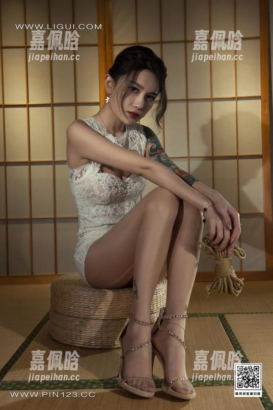 丽柜-小智贤 丽柜 - 谁能抵挡小智贤情结的诱惑?原图掀起波澜,套图却让你心潮澎湃!