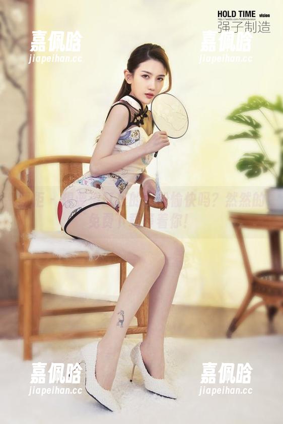 丽柜-然然 丽柜 - 想要浴缸里的轻松愉快吗?然然的免费下载等着你!