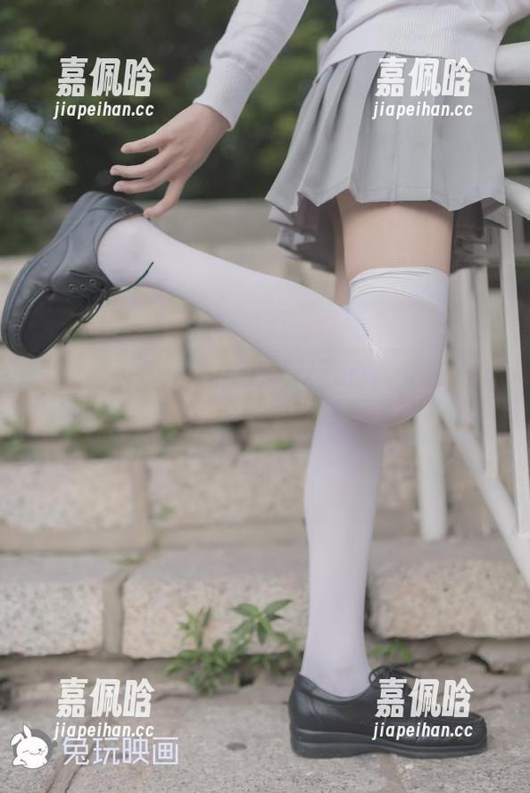 兔玩映画 高清写真大揭秘:兔玩映画的体操服少女真有训练效果吗?