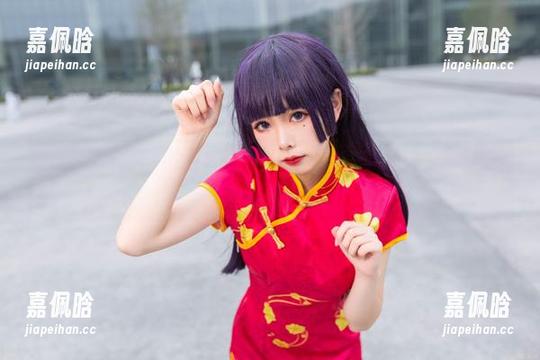 向小圆致敬：蓝色之夏写真，真有那么一瞬间让我觉得自己也好想投入那海里。
