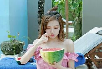 嗲囡囡 – 收藏！luna张静燕兔女郎套图，慢慢品味，真是个小心机