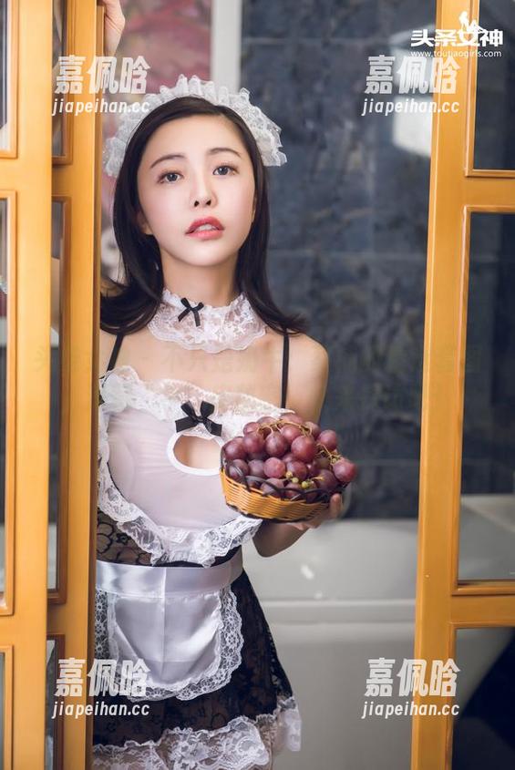 头条女神-蔡楠 头条女神 - 不只是奶牛:蔡楠的精选套图,深藏“牛”皮秘密,快来探访吧!