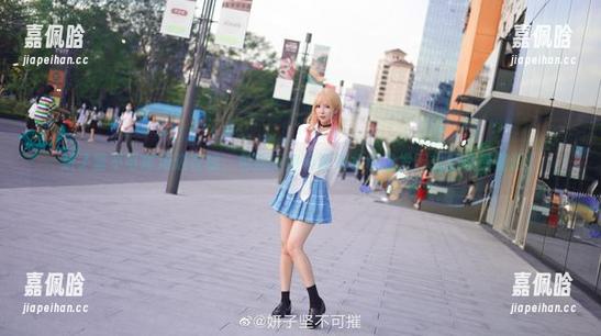 妍子坚不可摧海边在线，包括我如何被海水和卷发困扰的珍贵资源！