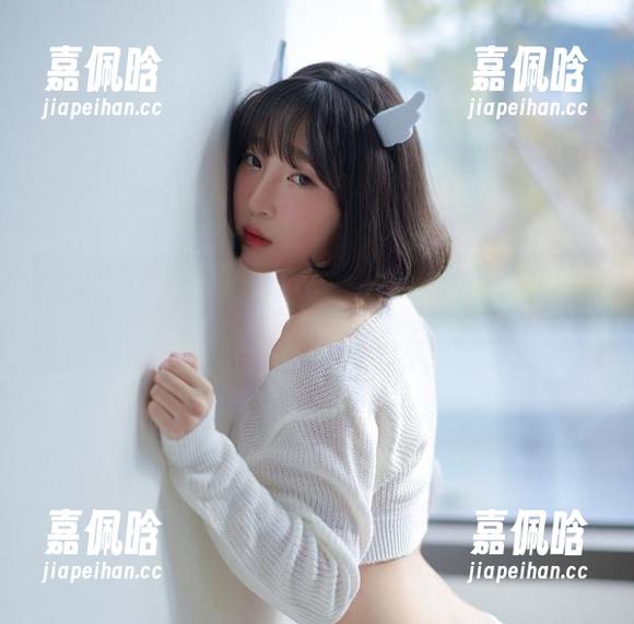 油亮的意思是什么？跟着姜仁卿(강인경)的最新套图去探个究竟！