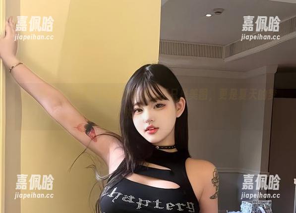 微密圈 - 小优优子的豹纹内裤：不只是美图，更是夏天的梦，快来下载吧！
