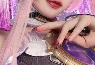 妃咲自摄：小瑶幺幺的私拍美图，轻轻撩动你的心弦！
