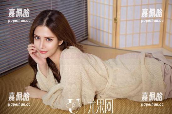 尤果网-小琪 尤果网 - 小琪的灰丝套图精选:让时间停滞的旖旎光影