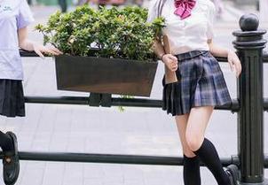 尤蜜荟 – 心妍小公主展现女孩的千种风情，快来免费下载吧，别担心会沉迷哦。