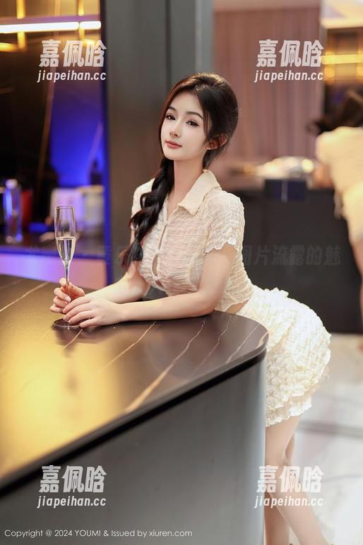 尤蜜荟-黄乐然 尤蜜荟 - 黄乐然护士在线,图片流露的魅力让人一秒沉迷。
