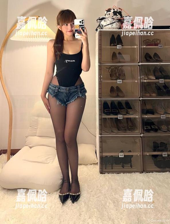 张思允 微密圈 - 搞定张思允礼服黑丝全集,下载就能自信出门,谁还敢问你上哪儿?