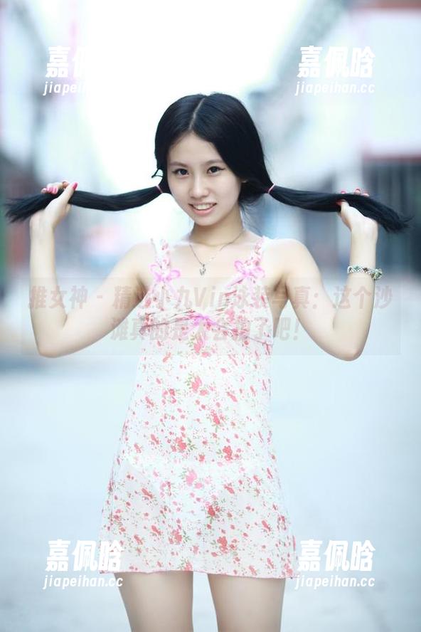 推女神 - 精选小九Vin泳装写真：这个沙滩真的是太会拍了吧！