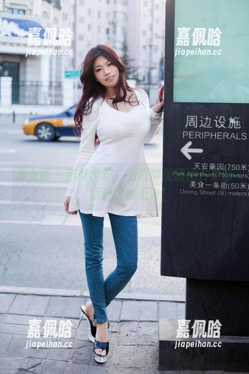 推女郎-王馨瑶 推女郎 - 新鲜出炉!王馨瑶美腿图片更新,简直吸睛无数!