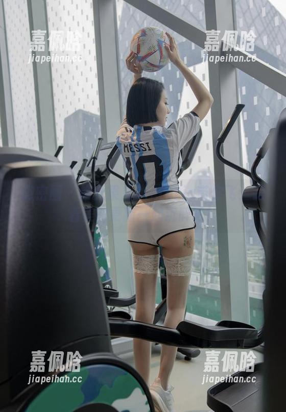 微密圈 - 修女果儿Victoria带你飞：跟着美图更新一起沉醉吧！