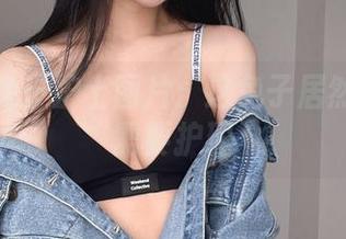 果咩酱兔子护士图片：这兔子居然比我还需要护理
