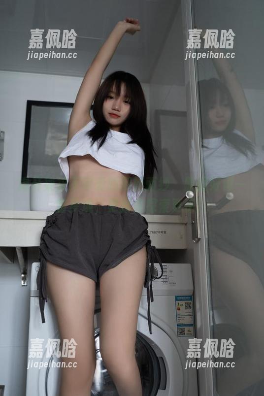 揭开柒柒不可爱的御姐面纱，原图好似一瞥梦境，更新来探索更深！