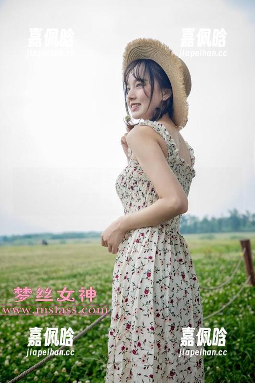 梦丝女神-晓晓 梦丝女神 - 晓晓与女友的美图合集,分享无限可能的小秘密