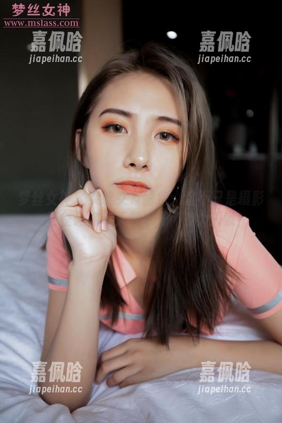 梦丝女神-灵唯 梦丝女神 - 灵唯女友图包:这不只是摄影,更是让你每天都想开怀的大乐章!