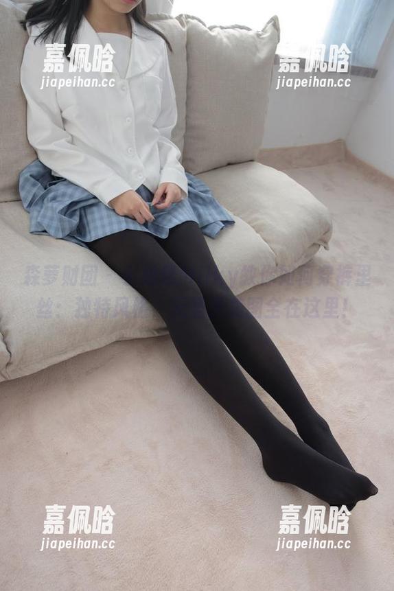 森萝财团-小奶糕Milky 森萝财团 - 小奶糕Milky教你如何穿裤里丝:独特风格,无圣光美图全在这里!