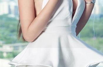 爱尤物 – 夏玲蔓修女的世界：高清写真，下载点击即得