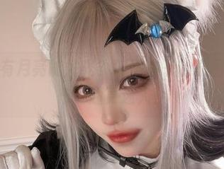 谁说只有月亮能发光？狐洛洛子的原图里，伊布闪耀更迷人！