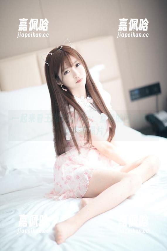王羽杉 一起来看王羽杉的cos:直播的回放和那些呆萌照片