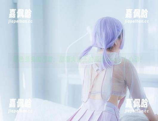 粉色兔兔的日常：甜糖大魔王的高清cos让人心动！