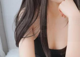 有点小暧昧的白银81透明旗袍，绝美图与惊艳套图！
