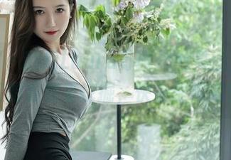 秀人网 – 翻阅Laura苏雨彤的美图，肉丝资源等你来挖掘，快来围观吧！