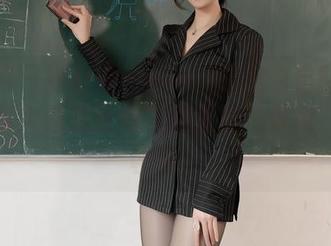 秀人网 – 好奇伊一Moon的黑白定制？这个图集大概是我朋友圈里最‘单色’的故事集！